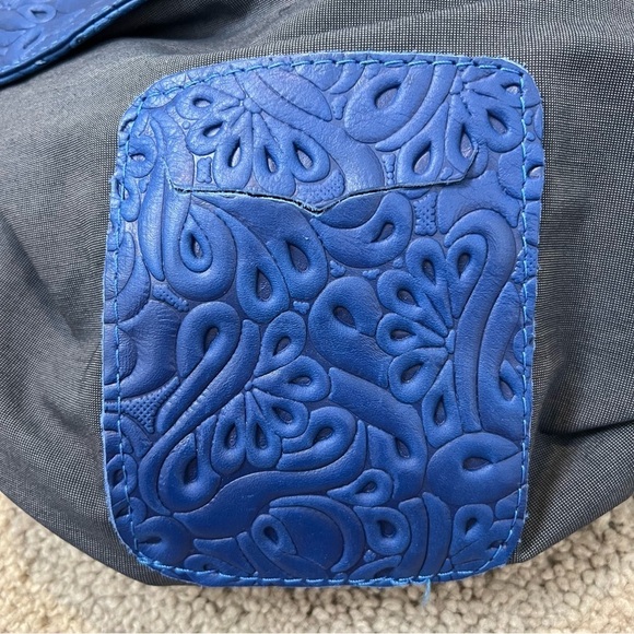 Real Leather Made in Italy Blue Embossed Soft Leather Convertible Adjustable Bag - Picture 10 of 14